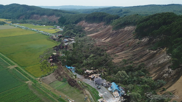 平成30年北海道胆振東部地震（9月7日、北海道厚真町）　(c) Getty Images