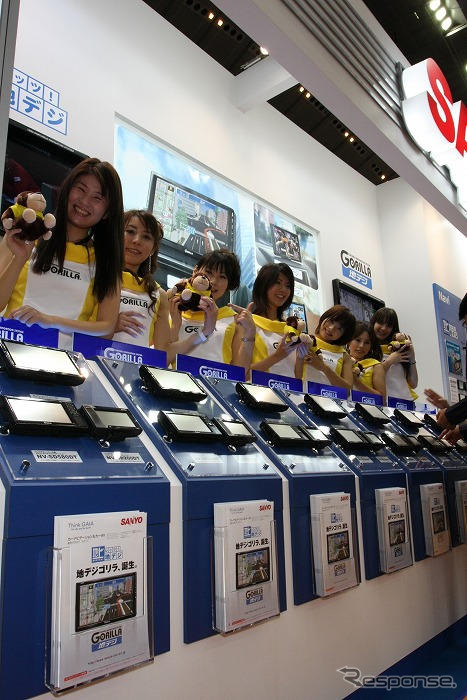 【東京モーターショー07】コンパニオン写真蔵…三洋電機 その3