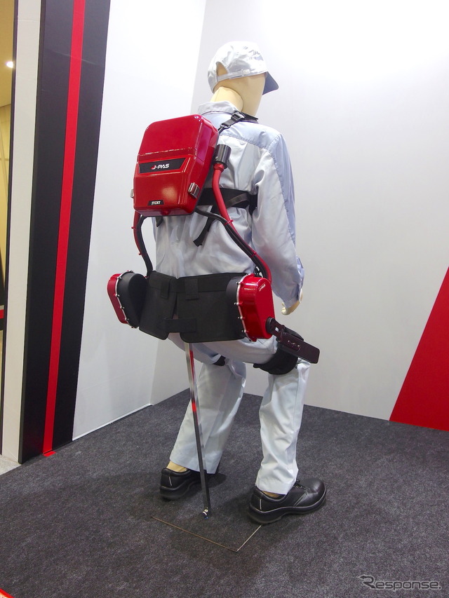 ジェイテクトのパワーアシストスーツ、J-PAS (国際物流総合展2018)