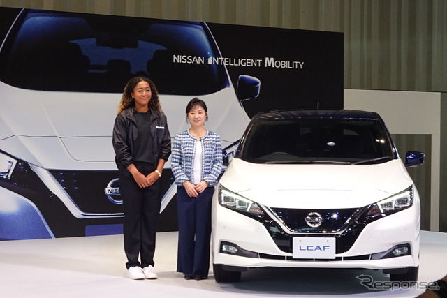 大坂なおみ選手と星野朝子・日産専務