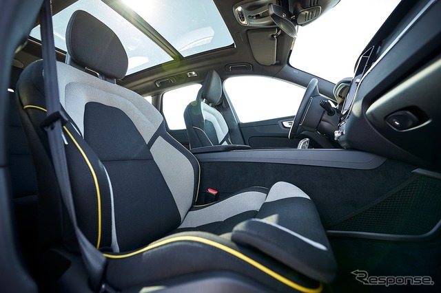 ボルボ XC60 新型のPHVの特別仕様車。新型車に使用するプラスチックの最低25％をリサイクル素材にする目標の可能性を検証するために製作された