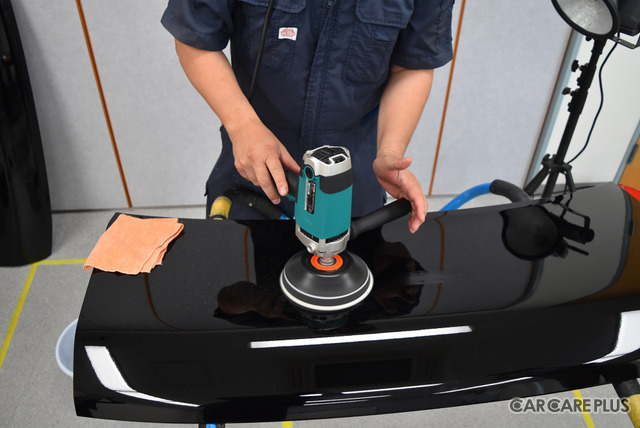 磨き作業の“可能性”を拡げる新型ポリッシャー“シングルアクション”をプロが使ってみた!…京セラインダストリアルツールズ