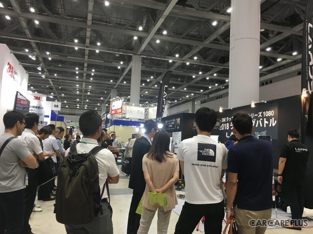 日本初のカーラッピングバトル開催！…日本におけるカーラッピング事情とは？