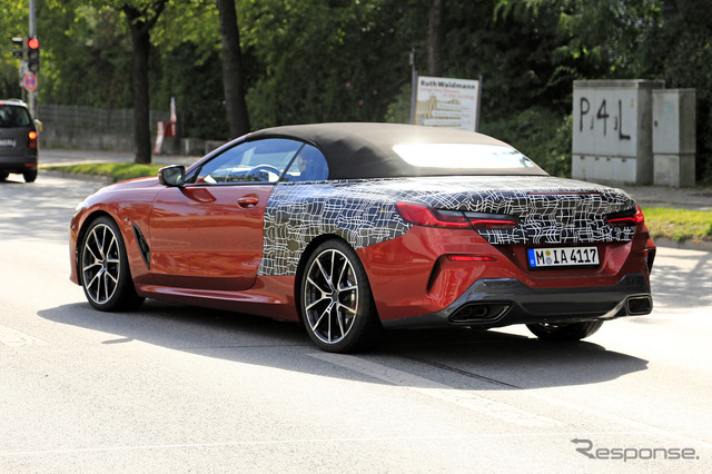 BMW 8シリーズカブリオレ(M850i)スクープ写真