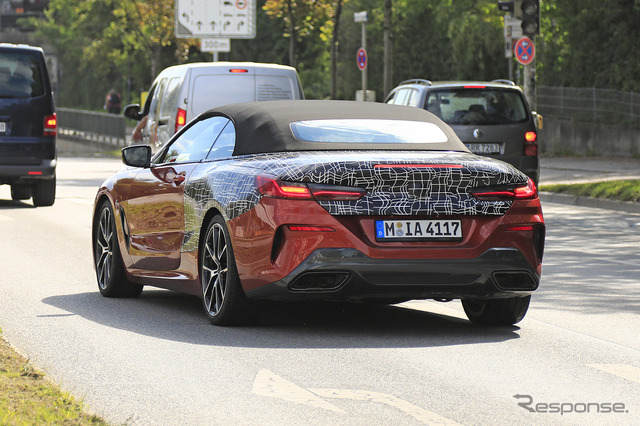 BMW 8シリーズカブリオレ（M850i）スクープ写真