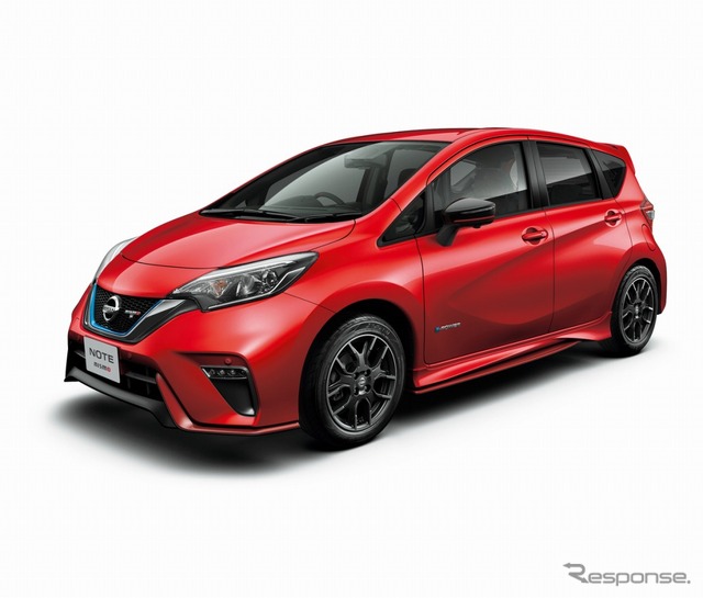 ノート e-POWER NISMO S(ガーネットレッド)