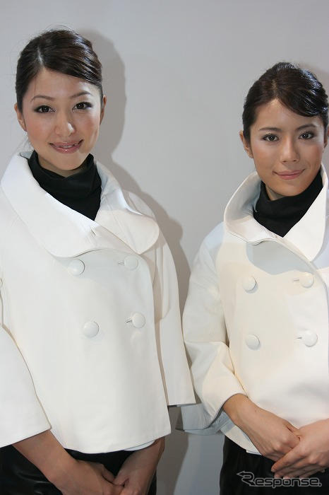 【東京モーターショー07】コンパニオン写真蔵…ジャガー その4