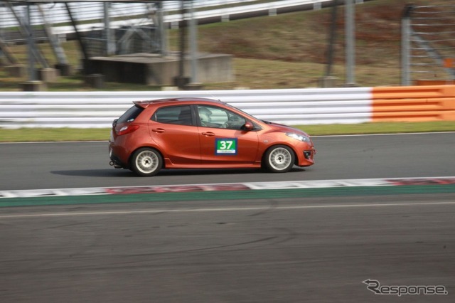 Be a Driver: Experience at FUJI SPEEDWAY