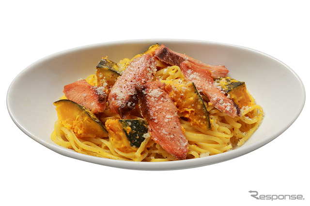 秋鮭と南瓜のクリームパスタ丼(イタリアントマト カフェ スペリオーレ)