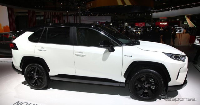 トヨタRAV4ハイブリッド新型(パリモーターショー2018)