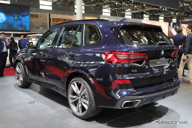 BMWX5新型(パリモーターショー2018)