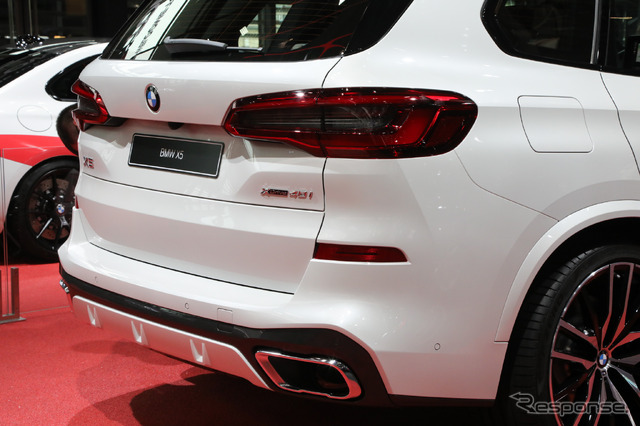 BMWX5新型(パリモーターショー2018)