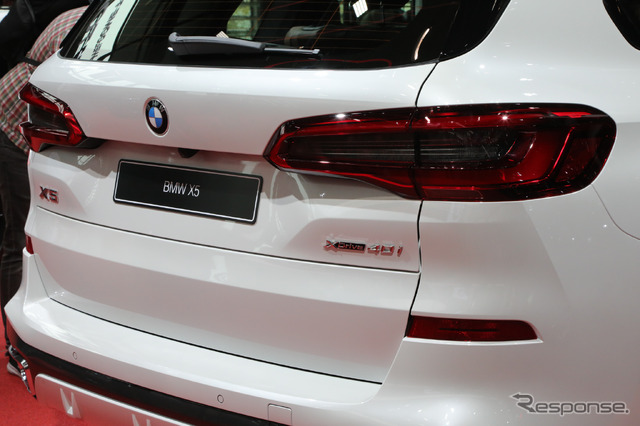 BMWX5新型(パリモーターショー2018)