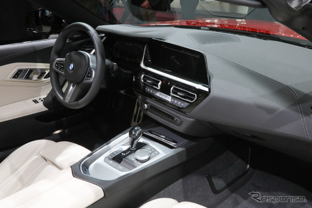 BMW Z4新型(パリモーターショー2018)