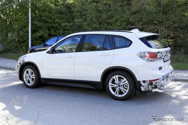 BMW X1 改良新型 スクープ写真