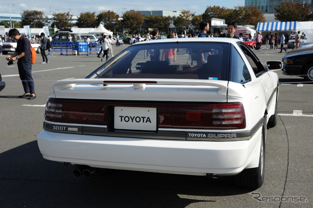 トヨタ・スープラ(東京モーターフェス2018、バック to the バブル!)