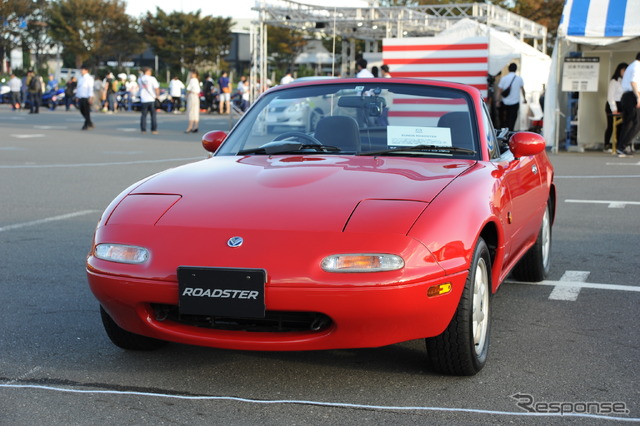 マツダ/ユーノス・ロードスター(東京モーターフェス2018、バック to the バブル!)