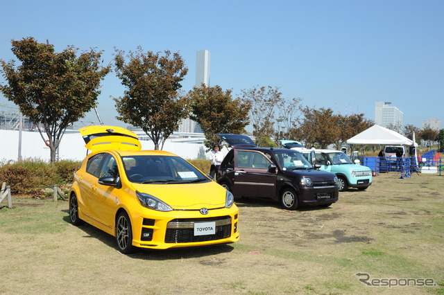 女性向け車両(東京モーターフェス2018、セーフティ&エコ展示)