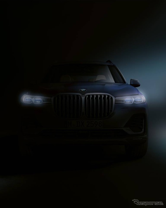 BMW X7 の市販モデルのティザーイメージ