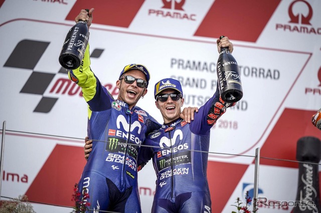 ロッシ(向かって左)とビニャーレス(MotoGP 日本GP2017)