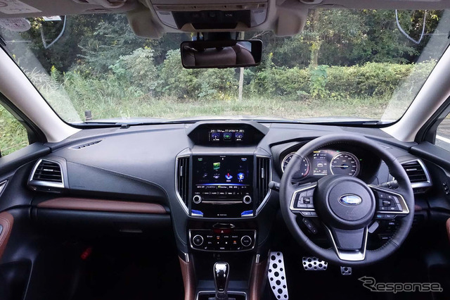 スバル フォレスター 新型(アドバンス)