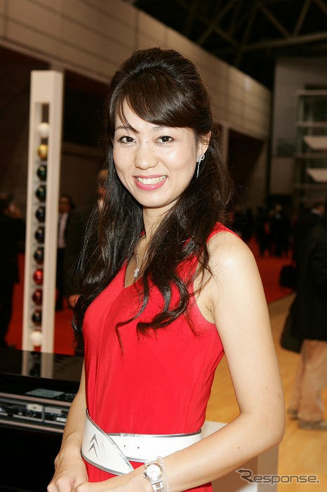 【東京モーターショー07】コンパニオン写真蔵…シトロエン その7