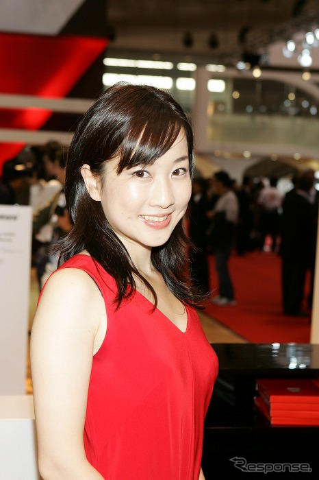 【東京モーターショー07】コンパニオン写真蔵…シトロエン その7