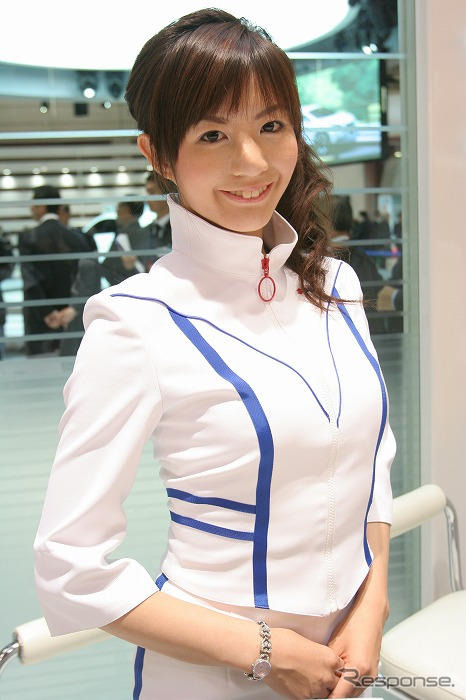 【東京モーターショー07】コンパニオン写真蔵…スズキ 四輪 その10