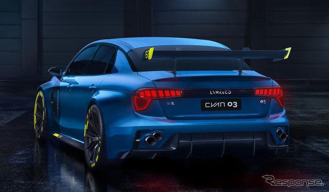 Lynk＆Co 03 シアン