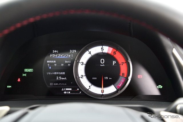 レクサス ES 新型(ES300h F SPORT)