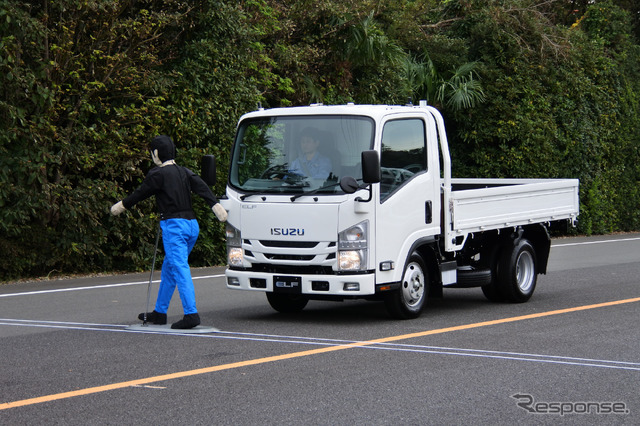 いすゞ自動車 エルフ 2018年次改良車