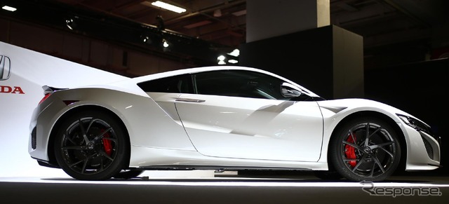 ホンダ NSX の2019年モデル(パリモーターショー2018)