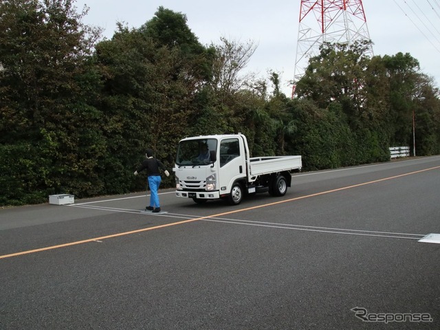 いすゞ商品技術説明会