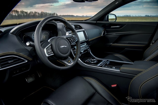 ジャガー XE 300スポーツ(2019年)