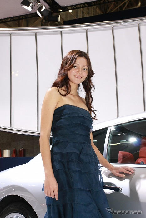【東京モーターショー07】コンパニオン写真蔵…マセラティ その3