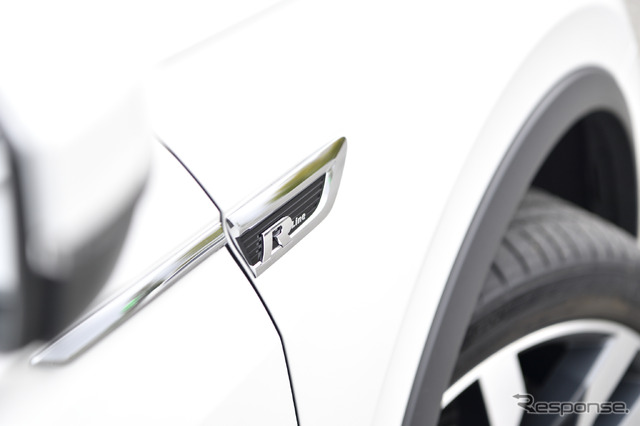 VW ティグアンTDI 4モーション R-ライン(Tiguan TDI 4MOTION R-LINE)