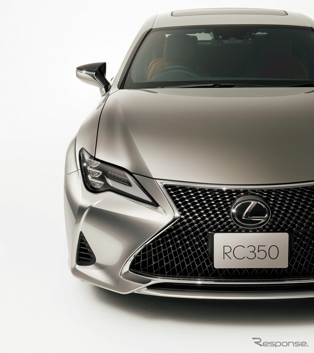 レクサス RC350 バージョンL(ソニックチタニウム)