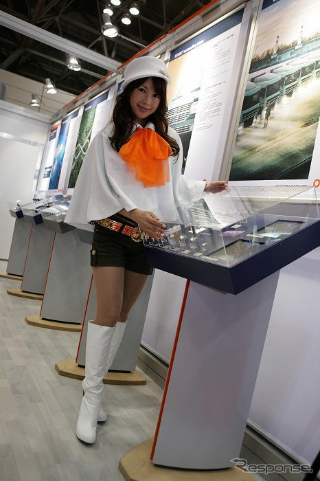 【東京モーターショー07】コンパニオン写真蔵…OSRAM