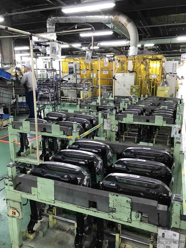 シート専門メーカー、タチエスのシート作りに密着。工場を取材した