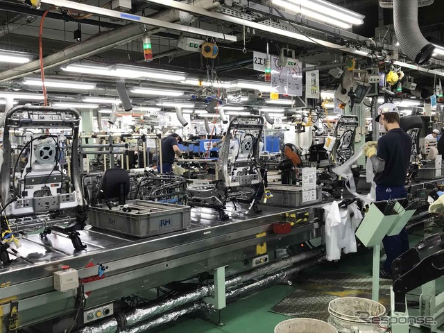 シート専門メーカー、タチエスのシート作りに密着。工場を取材した