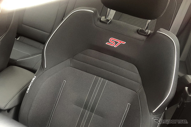 フォード フォーカス ST 次期型スクープ写真