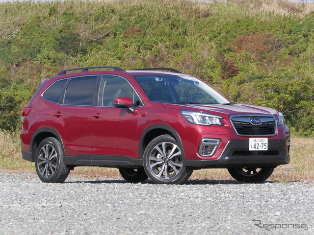 スバル フォレスター 新型(プレミアム)