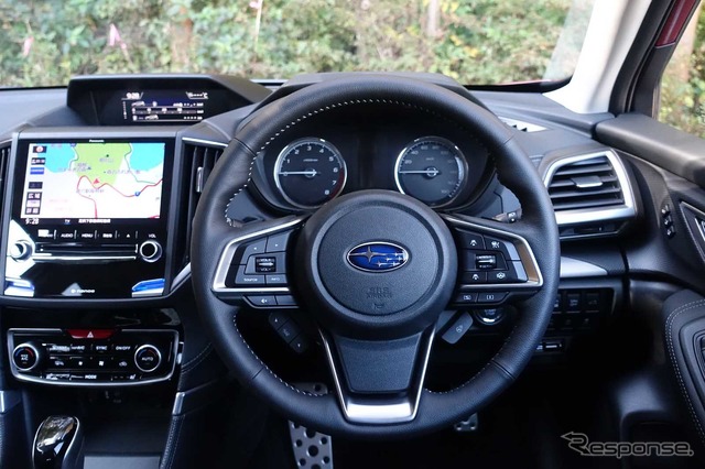 スバル フォレスター 新型(プレミアム)