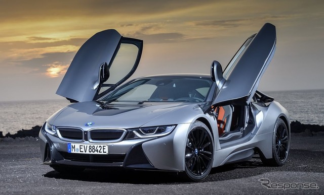 BMW i8クーペ