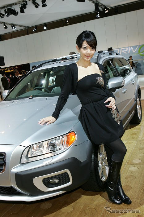 【東京モーターショー07】コンパニオン写真蔵…ボルボ その6