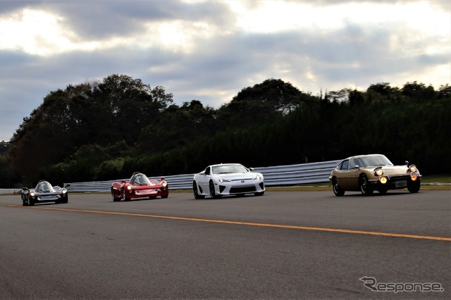 ヤマハ歴史車輌デモ走行会・見学会2018 四輪車走行