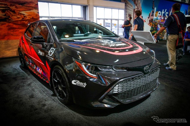 新型トヨタ・カローラ・ハッチバック(カローラ・スポーツ)の「SOCAL KUSTOMZ」仕様車(SEMAショー2018)