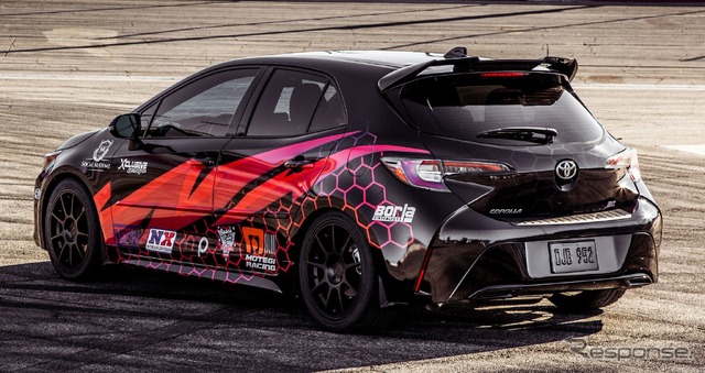 新型トヨタ・カローラ・ハッチバック(カローラ・スポーツ)の「SOCAL KUSTOMZ」仕様車