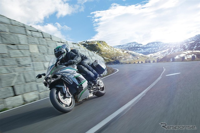 カワサキ Ninja H2 SX SE+