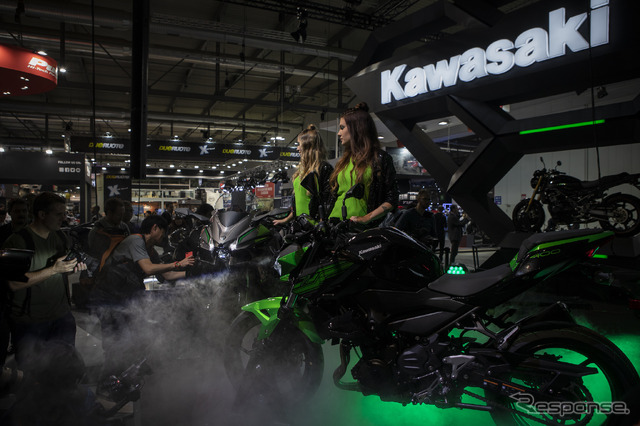 カワサキZ400（EICMA 2018）　(c) Getty Images